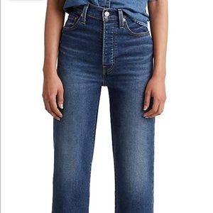 Levi's Women's Ribcage Straight Ankle Jeans